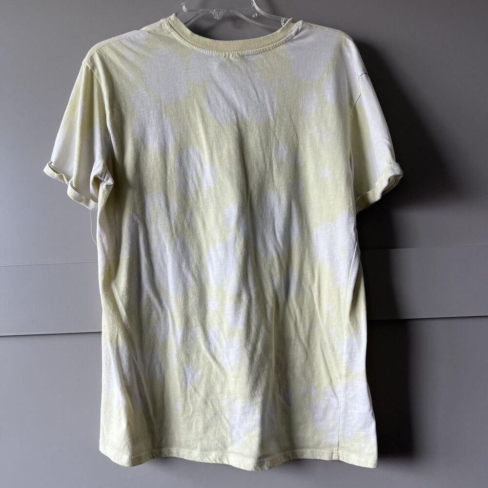 No Boundaries Daydreamer Butterfly Shirt Womens Large Yellow Tie Dye Graphic - Picture 2 of 10
